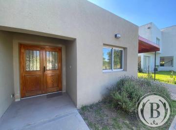 Casa de 4 ambientes, Tigre · Bustamante Prop. San Gabriel 8613 Casa Venta Villanueva Tigre