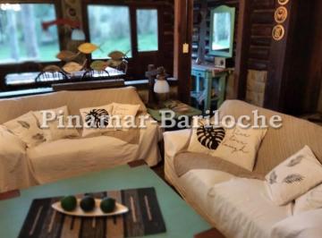 Casa en Alquiler Temporal de 4 ambientes  · 87 - Casa en Alquiler Cariló con Pileta Climatizada, Coch Cerrada, Zona Centro