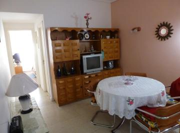 Departamento · 38m² · 2 Ambientes · Dos Ambientes Contrafrente con Balcón Saliente