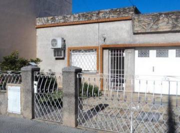 MCO-MCO-280_2 · Casa 3 Ambientes. | Las Heras Al 3400