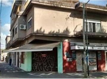 PH · 200m² · 4 Ambientes · 1 Cochera · Departamento Tipo Casa