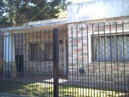 Casa · 60m² · 3 Ambientes · Casa en Venta de 3 Amb. en Monte Grande (Actualmente Alquilada)