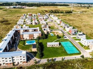 Departamento de 3 ambientes, Ezeiza · Depto de 3 Amb. con Balcón en Casuarinas Premium de Canning - Venta Oportunidad!