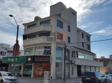 Foto1 · Edificio de Locales Comerciales Sobre Calle 24