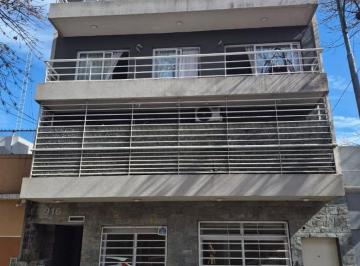 Departamento de 2 ambientes, Floresta · Departamento 2 Ambientes Planta Baja Frente Entrada Independiente Excelente Estado