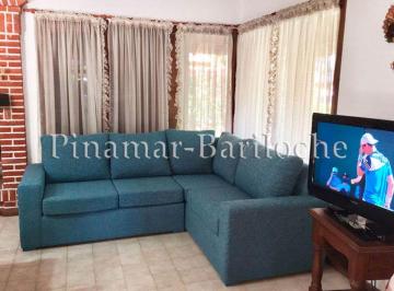 Casa 1m² Alquiler Temporal  · 649 - Casa en Pinamar a 4 Cuadras del Mar