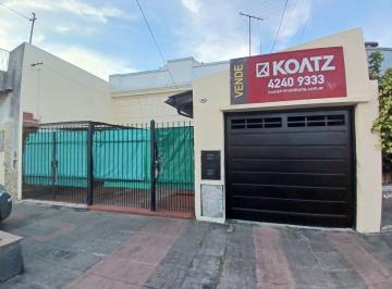 Casa de 6 ambientes, Lanús · Venta Casa P/ 2 Familias. 3 Amb. con Patio Cada Una. Garage, Parrilla, Terraza