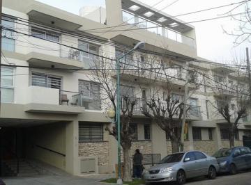 Departamento · 50m² · 2 Ambientes · 1 Cochera · Rodriguez Peña 246 Pb