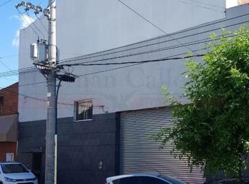 Bodega-Galpón · 630m² · Excelente Galpón en Alquiler en Lomas del Mirador