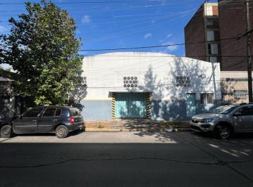 Depósito · 300m² · 13 Cocheras · Galpon en Alquiler en Ramos Mejia