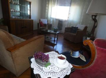 Departamento de 3 ambientes, San Telmo · 2 Dorm. Amplios. Amoblado y Completamente Equipado