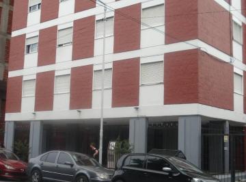 Departamento de 3 ambientes, Avellaneda · Tres Ambientes en Torre con Renta