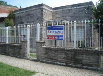 Casa de 3 ambientes, Almirante Brown · Venta de Casa en Burzaco con Jardin. apta Credito