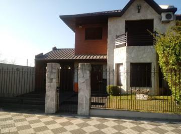 Casa de 4 ambientes, Esteban Echeverría · Chalet 4 Ambientes Venta / Financia