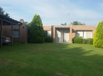 Quinta vacacional · 302m² · 4 Ambientes · 3 Cocheras · Casas - Quinta - Escobar, Gran Bs. As. Norte