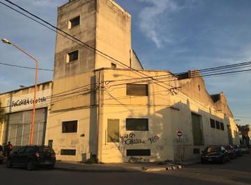 Local comercial · 2751m² · Lavalle Nº 678 Local/ Depositos /oficinas/playa
