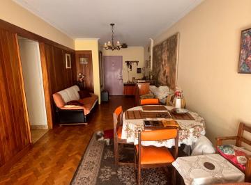 Departamento de 4 ambientes, Vicente López · Melo 2426 - Piso 1 - Florida - Vicente López.