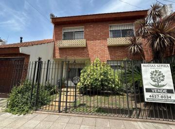 Casa de 4 ambientes, Morón · Venta de Casa 4 Ambientes en Castelar, Morón