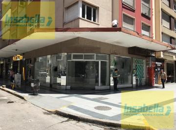 Local comercial · 160m² · Bussiness Premises - Centro