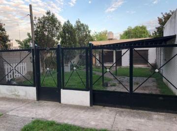 INB-INB-2352_2 · Casa 2 Dorm.. | Calle