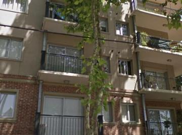 Departamento · 85m² · 3 Ambientes · 1 Cochera · Santilli - Spiro Al 900 - Almirante Brown - Adrogue