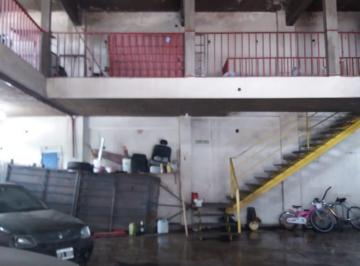 Bodega-Galpón de 5 ambientes, Morón · Venta de Amplio Depsotio / Galpon de 563 m² en Esquina, Moron