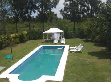 Casa de 4 ambientes, Tigre · Muy Linda Casa en Alquiler con Muebles en San Isidro Labrador!