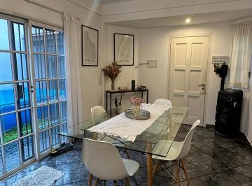 Departamento de 4 ambientes, Lomas de Zamora · Capdevila 350 - Triplex con Cochera y Patio