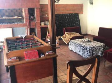 Casa · 222m² · 4 Ambientes · Casa - Villa Primera