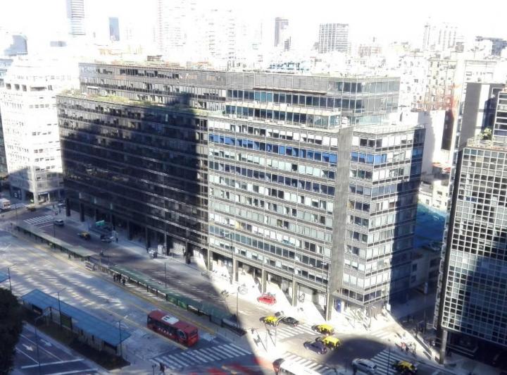 Oficinas en alquiler — RealXpertAI