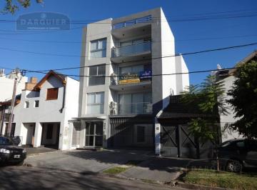 Departamento · 46m² · 2 Ambientes · 1 Cochera · Departamento en Banfield