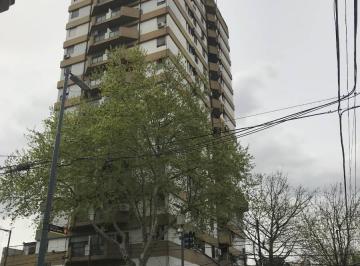 Departamento de 3 ambientes, Barracas · Excelente Oportunidad. Venta Departamento en Av Patricios 1686, Barracas