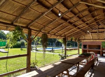 Quinta vacacional · 150m² · 4 Ambientes · Quinta de 2000 m² en B° Santa Anita, Cañuelas