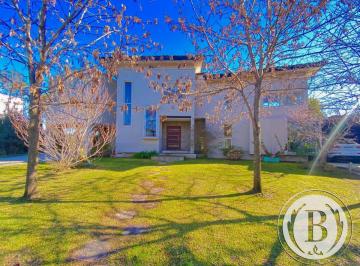 Casa de 5 ambientes, Tigre · Bustamante Prop Santa Catalina 8970 Casa Venta Villanueva Tigre