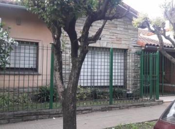 c096ff6c-6d3e-4a80-b3f0-0c06f60309ed_u_large.jpg · Casa de Tres Ambientes con Jardin y Cochera. Moron Norte.