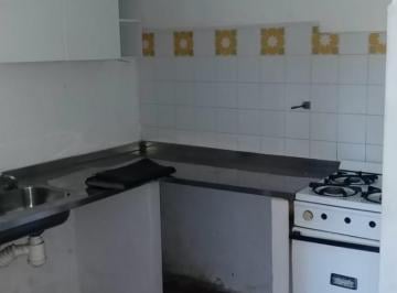 Casa · 50m² · 2 Ambientes · Regimiento 11 1229 - Casa 1 Dormitorio con Patio