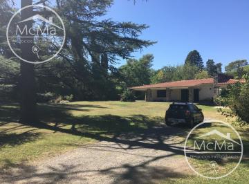 Casa · 300m² · 3 Dormitorios · Casa - Villa Allende Golf