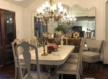 Casa · 320m² · 4 Dormitorios · 3 Cocheras · Casa - Villa Belgrano
