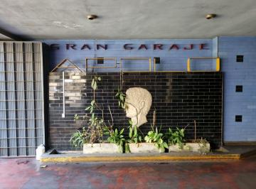 Garage · 20m² · 1 Cochera · Cochera - Sarmiento 500