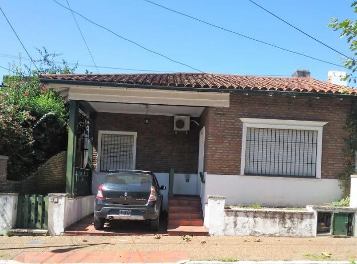 Casa · 87m² · 3 Ambientes · 1 Cochera