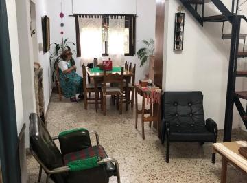Departamento de 4 ambientes, Lanús · Depto T/casa de 4 Amb con Garage