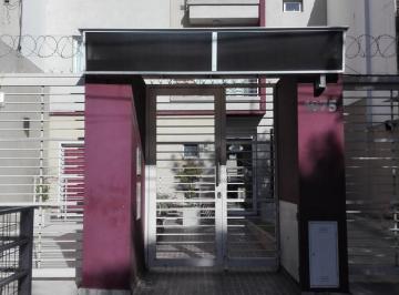 Departamento · 42m² · 2 Ambientes · 1 Cochera · Departamento - Moron