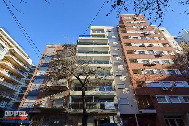 OLLEROS 2400. Entre Av. Cabildo y Zapata