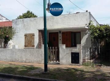 PAS-PAS-1903_2 · Venta de Casa de 3 Ambientes | Fray Justo Sarmiento 3582