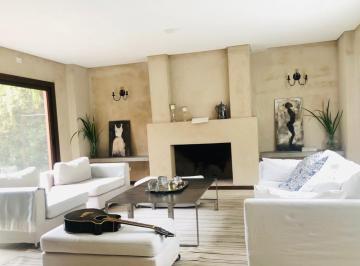 Casa de 8 ambientes, Pilar · Tortugas Country Club Venta y Alquiler Ulrich Propiedades