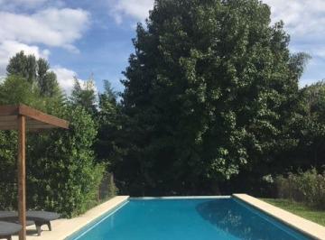 Casa de 5 ambientes, Moreno · Cool y Moderna Casa en Country San Diego, Impecable Estado, Techos Altos!