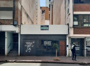 Terreno · 324m² · Se Vende Local de 330 m² Frente a La Muni - Se Escucha Oferta