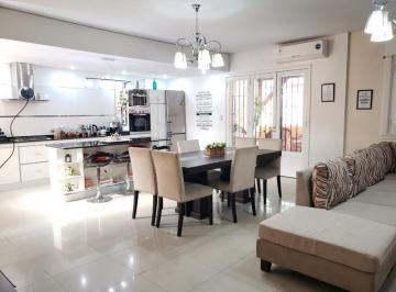 Local comercial · 500m² · 4 Ambientes · Local - Banfield