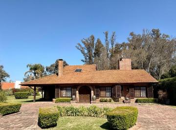 Casa de 6 ambientes, Luján · Las Praderas
