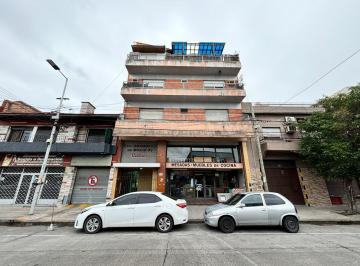 Departamento de 3 ambientes, Avellaneda · Depto Tipo PH de 3 Amb. en Planta Alta Sobre Av Fabian Onsari (Wilde Centro)